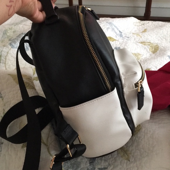 Little book bag - Picture 2 of 3